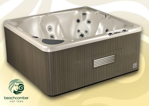 Beachcomber’s 340 Series Hot Tubs