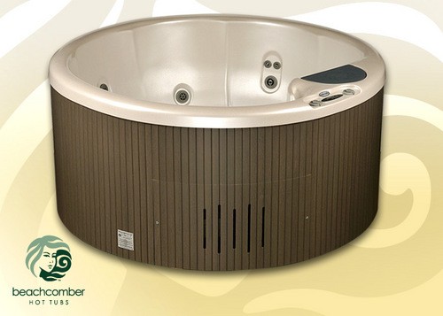 Beachcomber’s 321 Series Hot Tubs